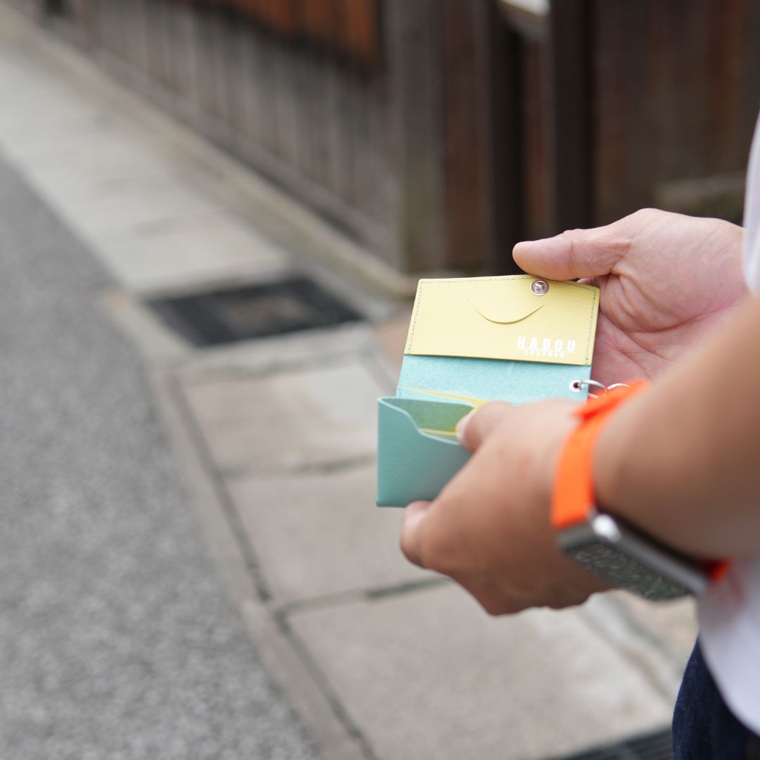 | Ex-Tone Bi-color | お札を折らない 世界最小クラスのバイカラーミニ財布