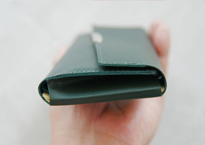 最小クラスの本革長財布 soallet｜お札を折らずに収納・超スリム大容量ミニ財布｜日本製ヌメ革財布